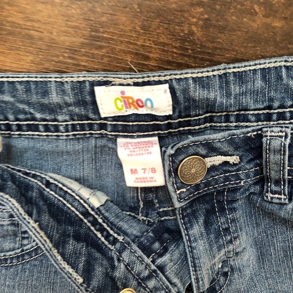 Circo Girls Denim Jean Shorts, Size Medium 7-8, 5 pocket, adjustable waist - Picture 3 of 7